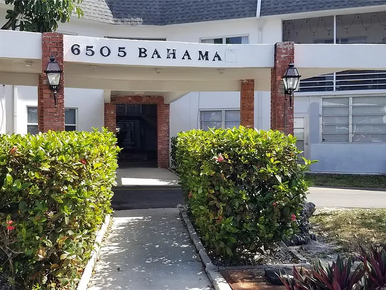6505 Winfield Blvd #B-3 — Photo 3