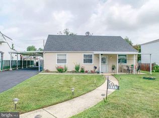 1117 Bloomdale Rd, Philadelphia, PA 19115