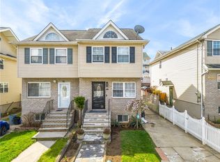 12 Penn St, Staten Island, NY 10314