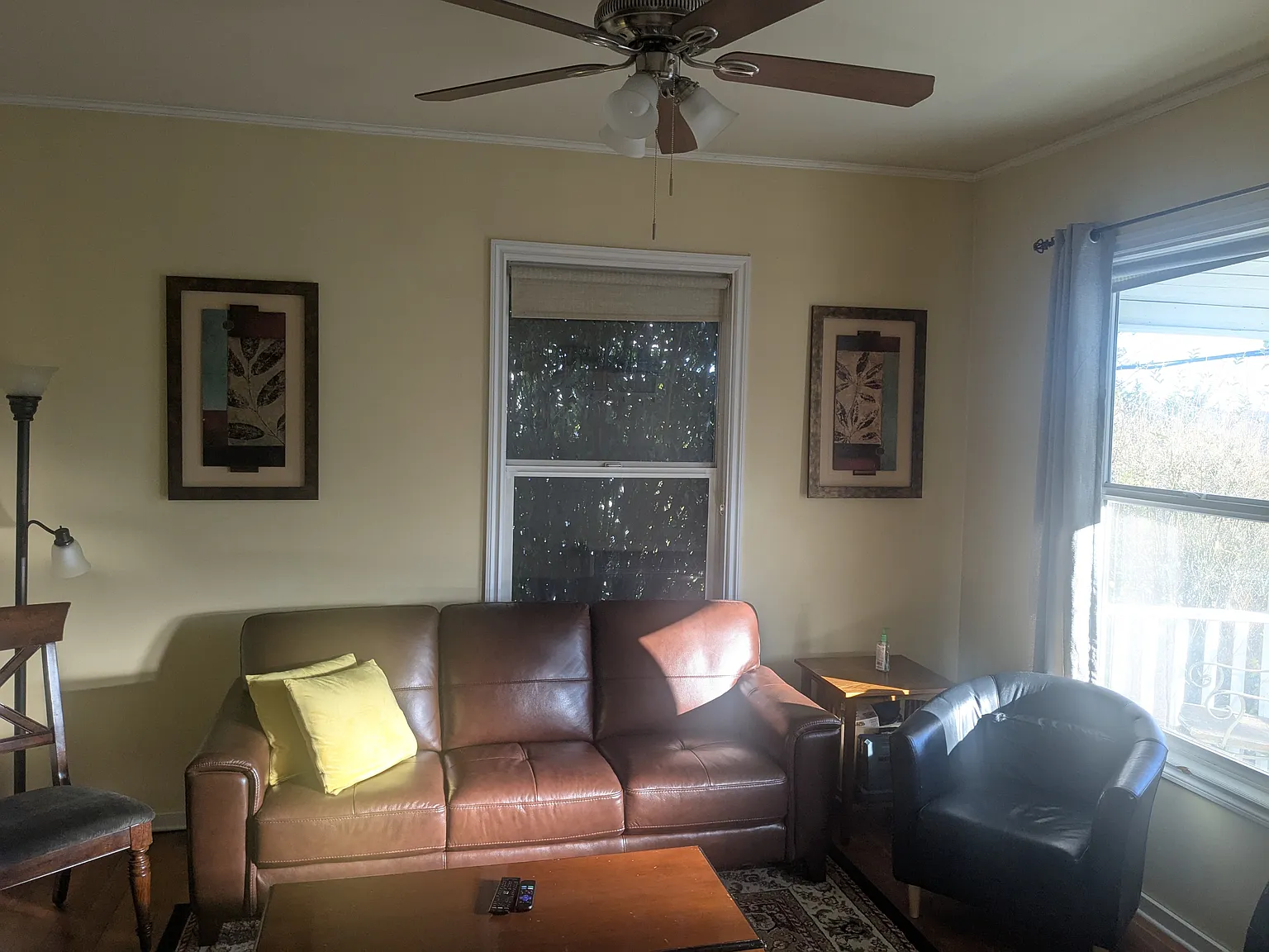 3 bed, 950 sqft, $2,995 — Photo 3