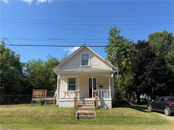 1711 Bonnot Pl NE, Canton, OH 44705