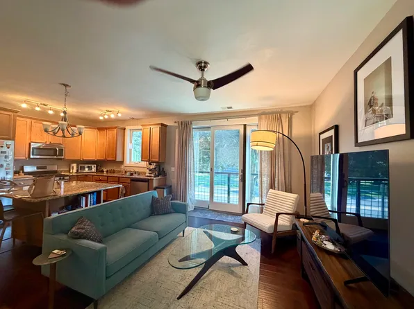 119 E 8th St APT 4, Traverse City, MI 49684