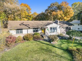 1500 Lamont Ave NW, Grand Rapids, MI 49504