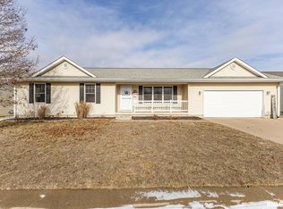518 16th Pl, Camanche, IA 52730