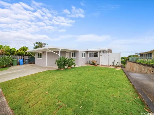 2335 Ahamoa St, Pearl City, HI 96782