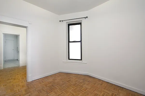 Rented by R New York | media 15