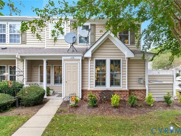 128 Ellis Dr, Yorktown, VA 23692