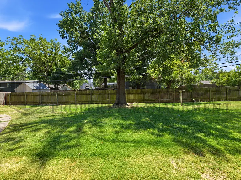 8115 E Mockingbird St — Photo 13
