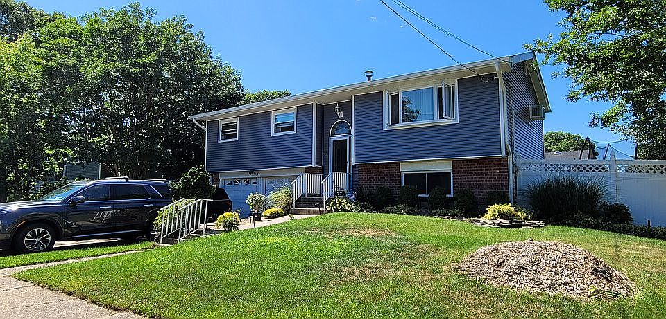 1st image of 77 Erlanger Blvd