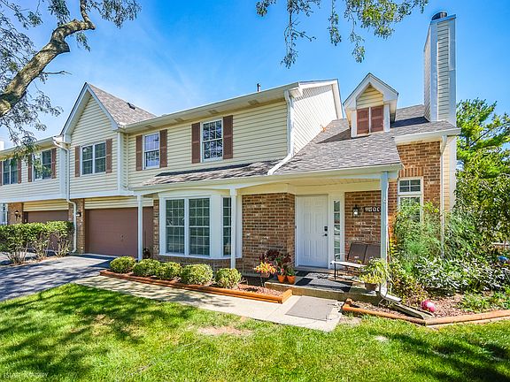 2nd image of 9927 Cambridge Ct #C