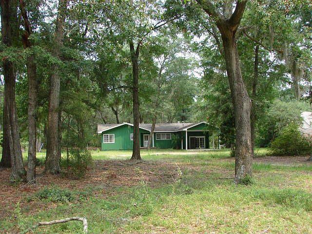 2nd image of 809 Sams Point Rd
