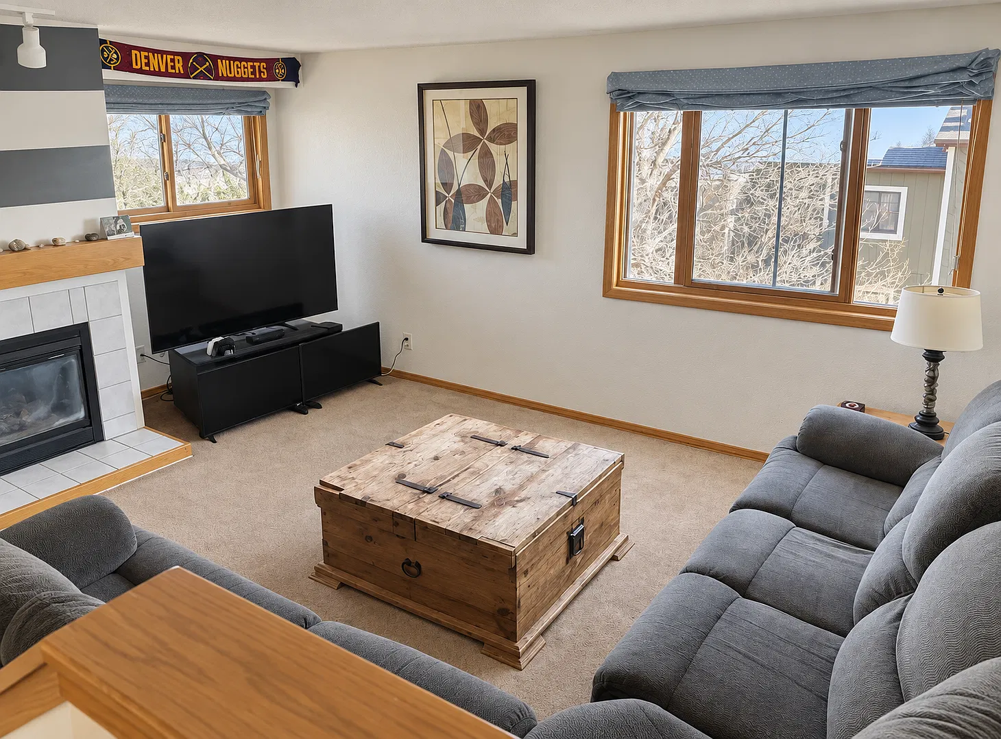 3 bed, 2.5 bath, 2300 sqft, $3,900 — Photo 3