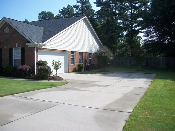 2nd image of 683 Kensington Ct