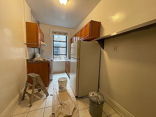 2nd image of 36-06 30th St #Ee