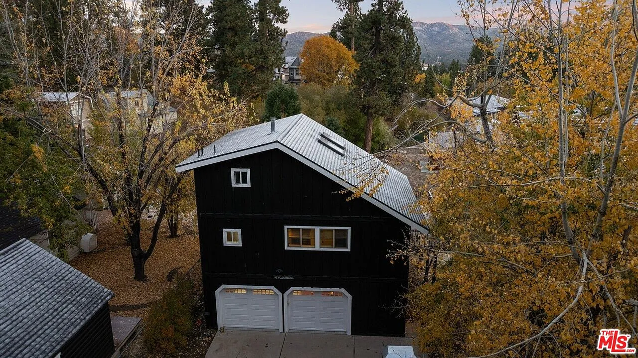 1 bed, 2.0 bath, 1712 sqft, $2,100 — Photo 1
