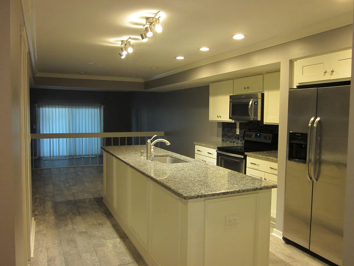 Granite counters - 3059 Sea Marsh Rd