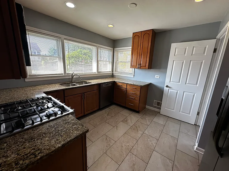 8431 Austin Ave — Photo 20