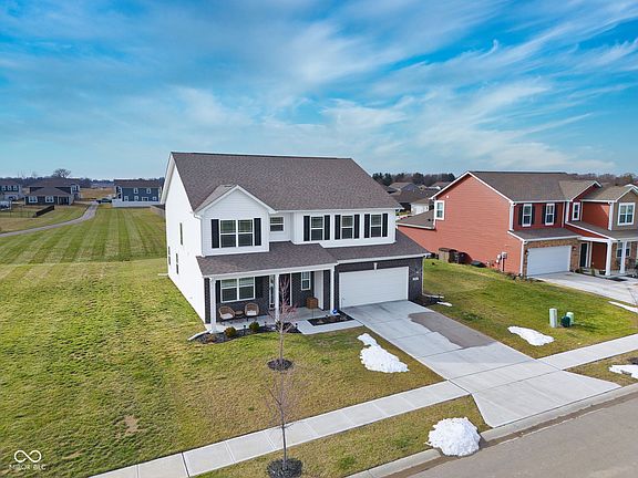 2nd image of 1545 Aster Dr
