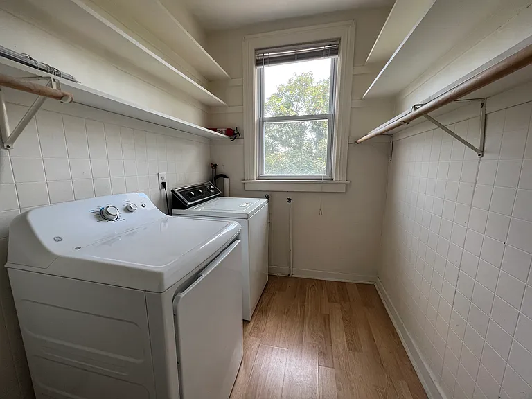119 E Manning St #2 — Photo 4