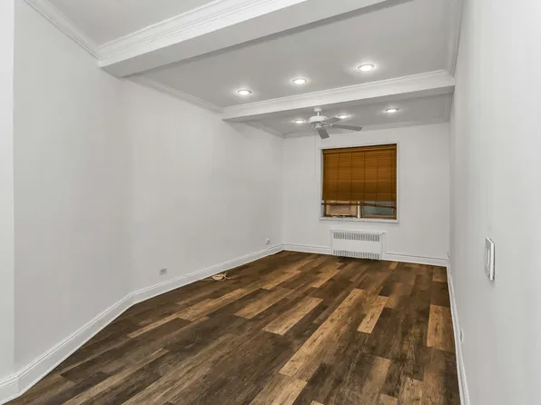 67-25 Clyde Street image 9 of 21