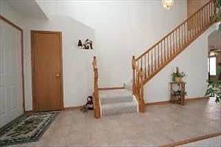 1st image of 610 Carlyle Ct