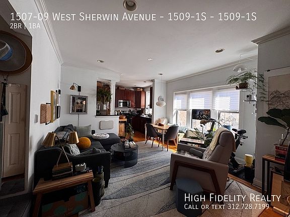 3rd image of 1507-09 W Sherwin Ave #1509-1S