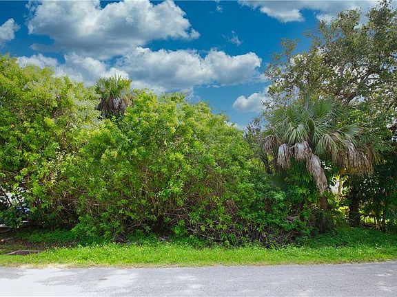 5th image of 9430 Frangipani Dr