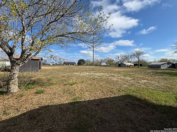 2nd image of 100 County Road 128