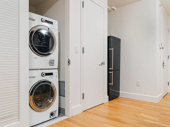 5th image of 487 Keap St APT 309