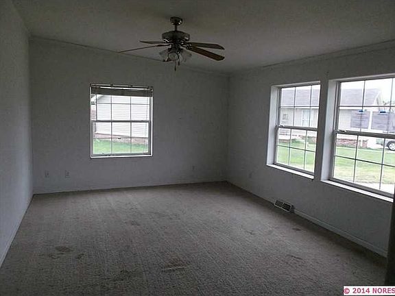 3rd image of 2960 Lariat Ln