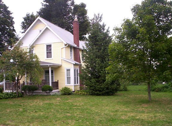 2nd image of 403 Church St