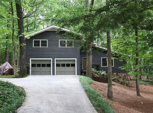 121 Holt Rd NE, Marietta, GA 30068