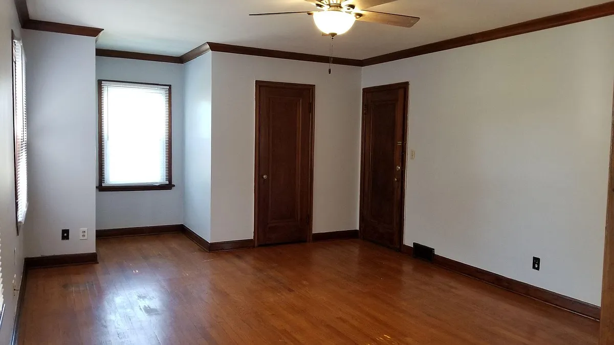 Building Photo - 2615 Davenport Ave #2
