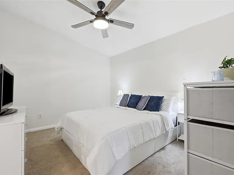 250 Homewood Ave #11A — Photo 17