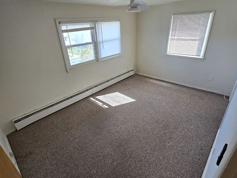 26 N 8th St #2 — Photo 2