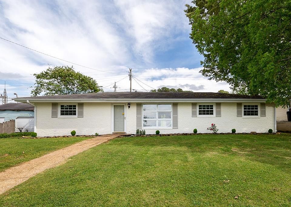 1st image of 4118 Eastwood Dr