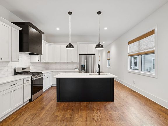 4th image of 1011A Delmas Ave