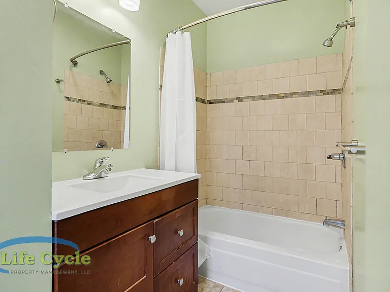 18 Indiana Ave SW — Photo 6