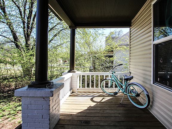 2nd image of 703 N Parkinson Ave