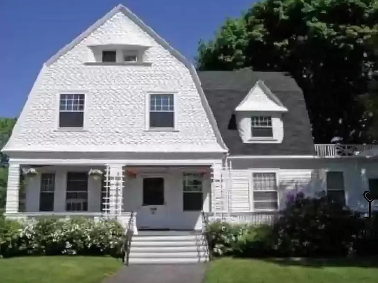 108 Walnut St #108 — Photo 6