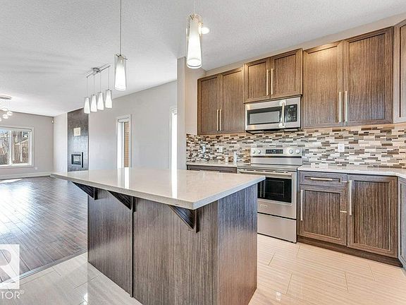 3rd image of 2604 20th Ave NW