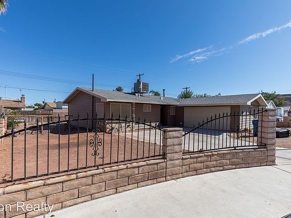 2nd image of 2120 Shadow Mountain Pl