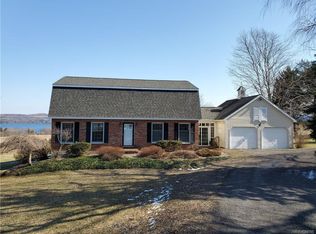 1674 W Lake Rd, Skaneateles, NY 13152