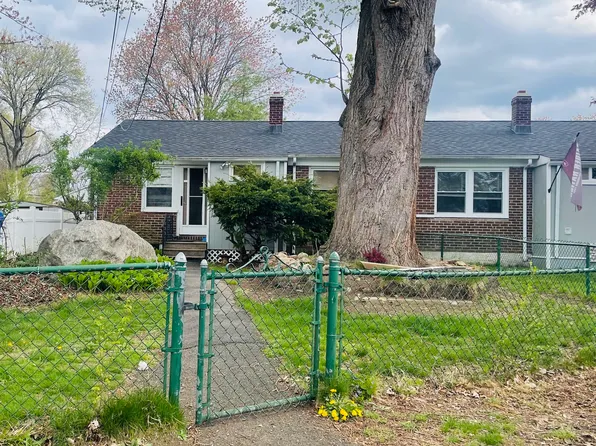 36 Bullard Court, Stratford, CT 06614