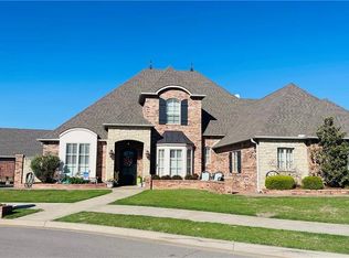 913 Stonebridge Ct, Weatherford, OK 73096