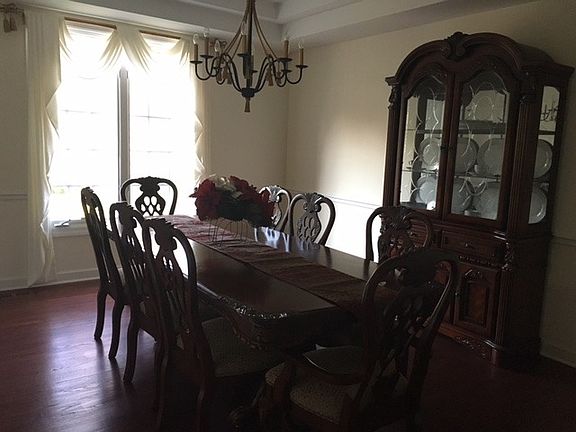 3rd image of 1604 Darien Club Dr