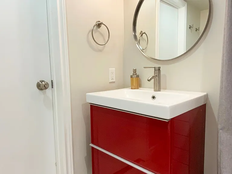 2028 Marine Dr #LOWER LEVEL — Photo 20