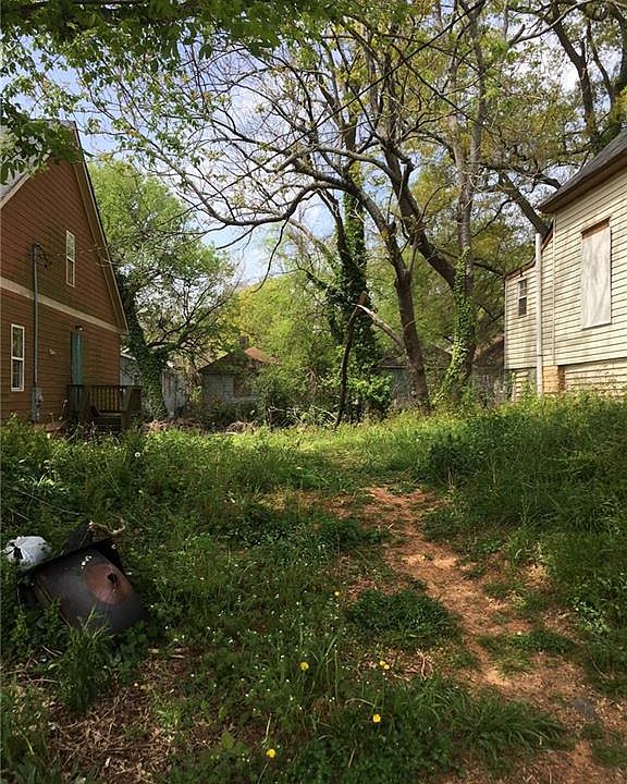 2nd image of 891 Sims St SW