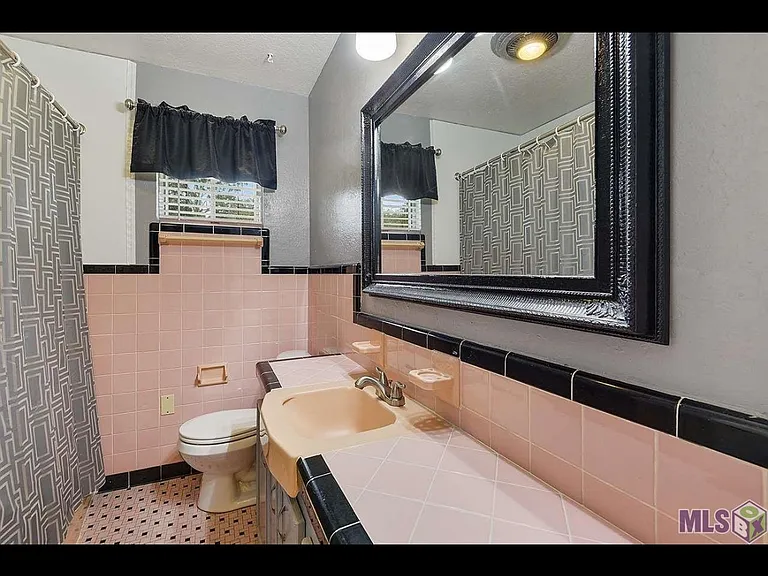 9150 Cuyhanga Pkwy — Photo 4