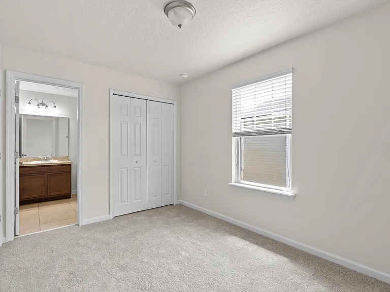 3851 Aubrey Ln — Photo 15